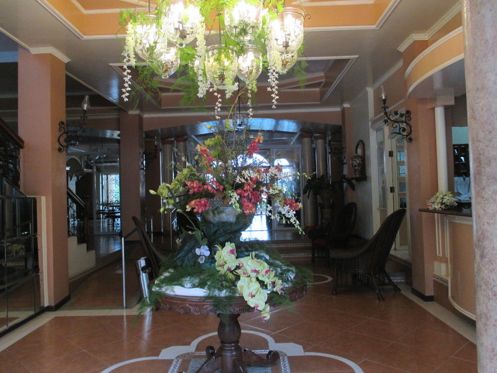 Chateau Del Mar Davao City Buitenkant foto